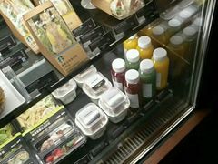 -星巴克(北京南站2B检票口)