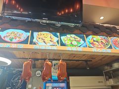 -爆炸头阿姨小四川正宗川味小吃(无任何分店)