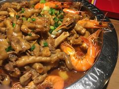 鸡爪煲-胖哥俩肉蟹煲(湖滨银泰in77店)