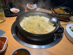 -一朵菌·野生菌探索家火锅(南亚店)