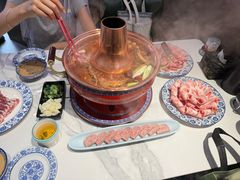 -一只羊·铜锅涮羊肉烧烤