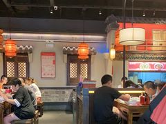 大堂-宽窄巷成都菜(青岛路万达广场店)
