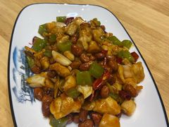 宫保鸡丁-小六汤包·老字号·中华名小吃(公园南路店)