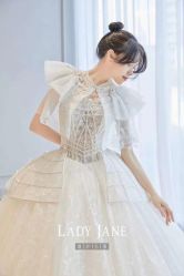 -Lady  Jane高端婚纱礼服馆