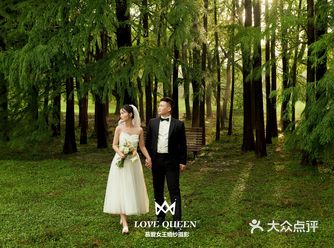 一生就拍一次的婚纱照留下了非常美好的回忆