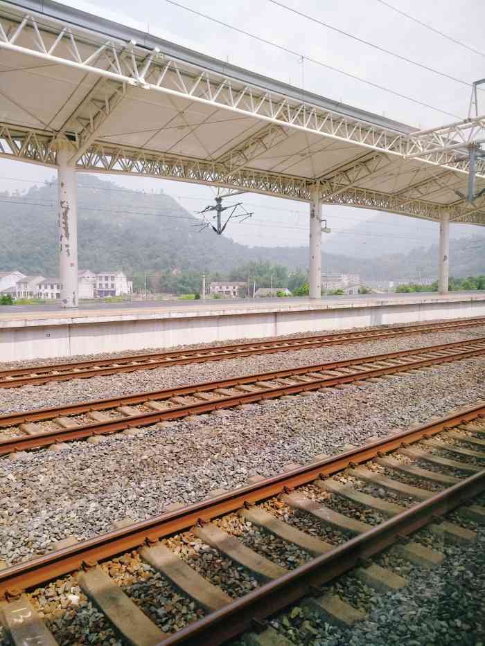 平阳火车站-"这个假期除了感受了一把堵堵堵之外,也感觉.