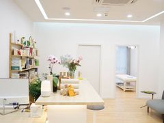 -至艾推拿院·三伏灸(昆城广场店)