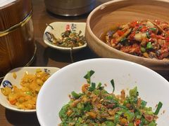 -富正毅三下锅·湘西韵味(天门山索道店)