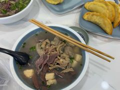 -老新隆牛肉锅贴(新街口店)