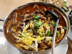 -闫家驴肉老店(华电一校店)