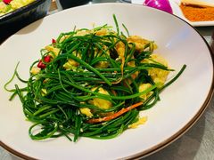 沙葱炒土鸡蛋-纳瓦新疆菜(银都店)