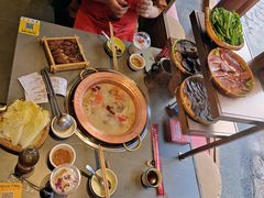 -阿婆情腊排骨火锅·野生菌季(古城旗舰店)