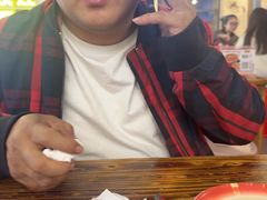 -冶建镜子·老南昌大排档·江西虾王(总店)