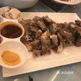 好像也就自制酸奶，还是挺浓醇香滑的，只不过确实够酸