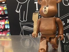 -LINE FRIENDS Garosu-gil Flagship Store
