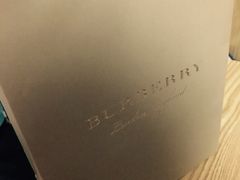 -BURBERRY(上海港汇恒隆广场店)