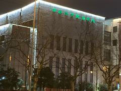 -颛桥镇文体中心-停车场