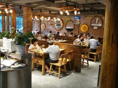 大堂-聚点串吧·北京烧烤(赵登禹路店)