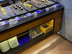 自助取餐区-盛江山自助料理(太原街万达店)