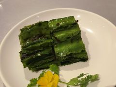 榄菜拌龙豆-维园悦谱·海派家常菜(乌鲁木齐南路店)