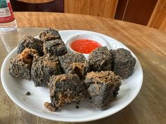 -芦茨金富饭庄·25年老字号·专做稻草鸡