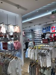-巴拉巴拉(首创奥特莱斯店)
