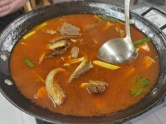 -霄汉牛三鲜湖北砂锅菜(万松园2店)