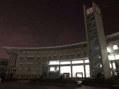 -湖北经济学院-图书馆