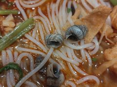 -柳州肥姨妈大骨螺蛳粉(万达中心店)