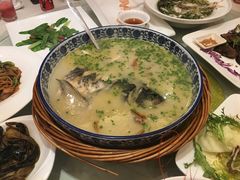 -小龙酒家(桂平路店)
