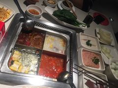 -海底捞火锅鲜切牛肉主题店(长寿路店)