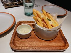 -阿妮叶李(光谷世界城店)