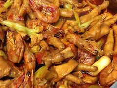 -多嘴超级肉蟹煲(杉杉国潮主题店)