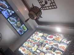-临街徽菜馆·正宗黄山味