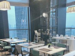 -云厨·高空西餐厅(成都瑯珀·凯悦臻选酒店)