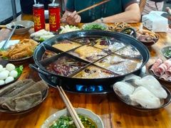 -正南齊北重庆老火锅(光华村直营店)