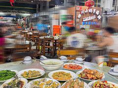 -四川小胡子海鲜(丁村万人海鲜广场店)