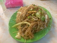 -蚝哥花姐湛江烤生蚝(美丽湾市场店)