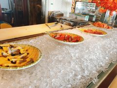 -荣誉国际酒店-云顶旋转餐厅