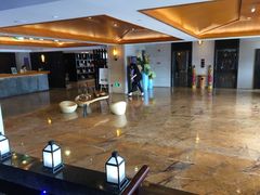 -深圳罗湖东门步行街亚朵X酒店