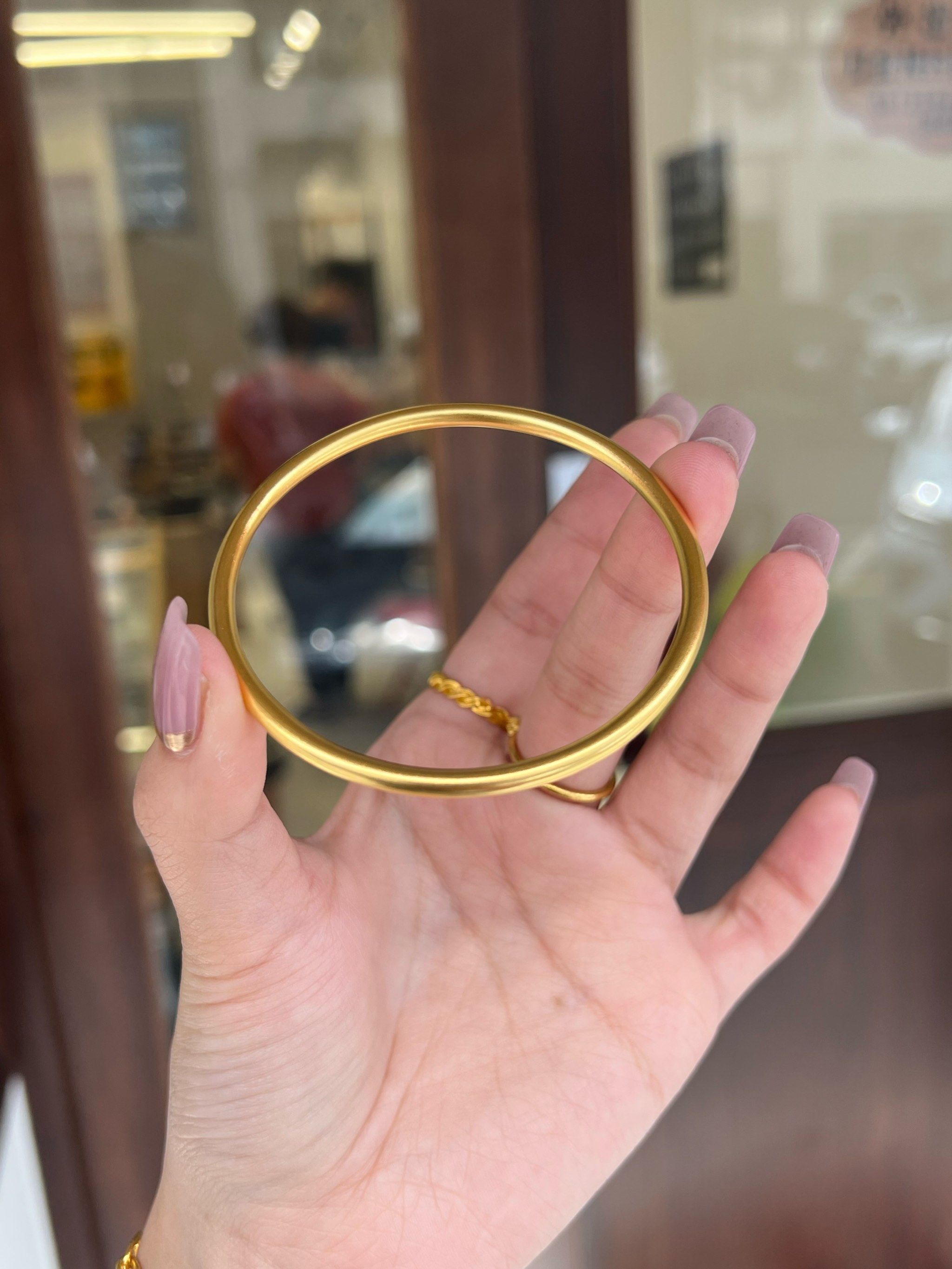 经典素圈黄金手镯实心