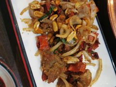 -虾弄弄海派小龙虾·牛羊蝎子火锅