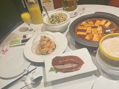 -贝勒爷·酥不腻烤鸭
