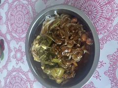 -灵山卢梅燕粉店