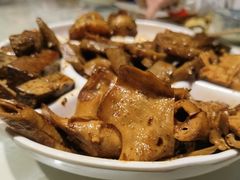 -老鼎万春卤菜(五代传承创始老店)