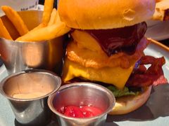 美式炙烤牛肉汉堡-bluefrog蓝蛙(新三里屯太古里店)