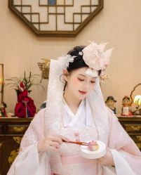 -虞美人汉服摄影