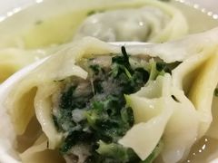 特色荠菜肉馄饨-潘国仙耳光馄饨(黄家阙路店)