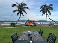 -JW万豪厨房餐厅·滨海草坪烧烤·海鲜·海景(三亚绿发山海天JW万豪酒店)