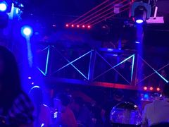 -UP嘻哈酒吧(粉巢店)
